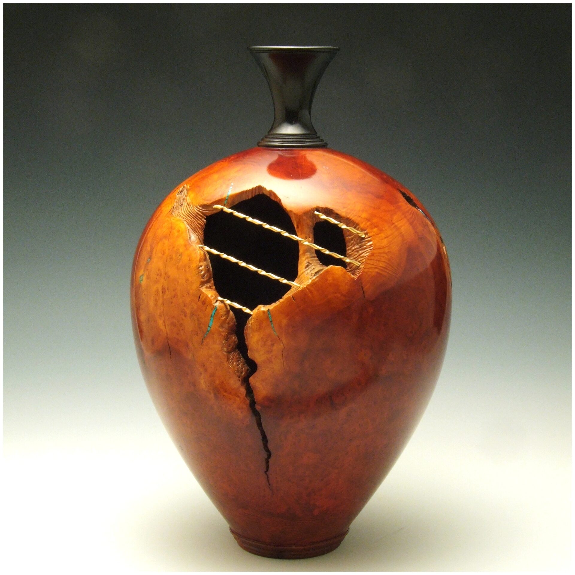 Russell_000662_361193_10935960_5016