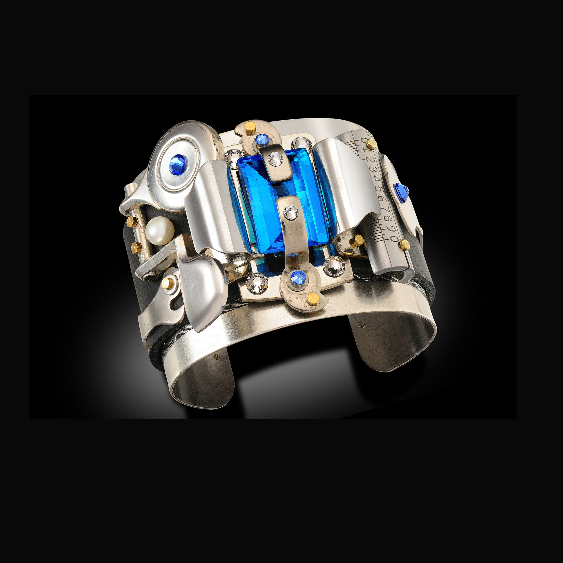 Stephens_000177_358920_10923884_5016